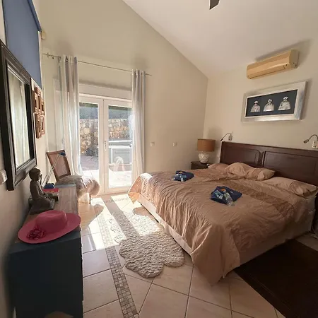 Rubi Holiday home