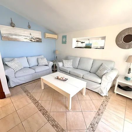 Holiday home Rubi Manilva