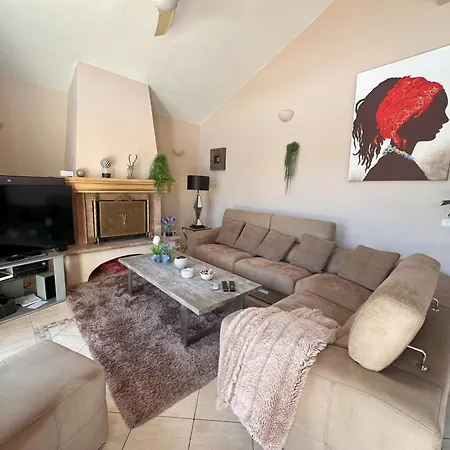 Rubi Holiday home *