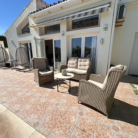 Rubi Holiday home
